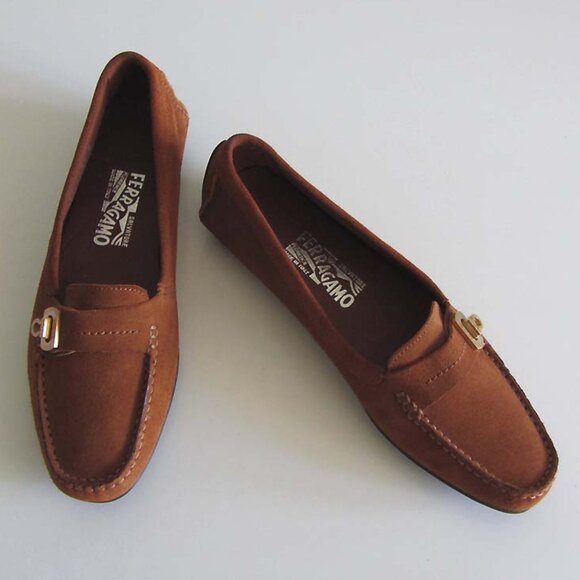 new FERRAGAMO rust suede Gancio driver loafers 7 1/2 B Italy - Picture 3 of 7